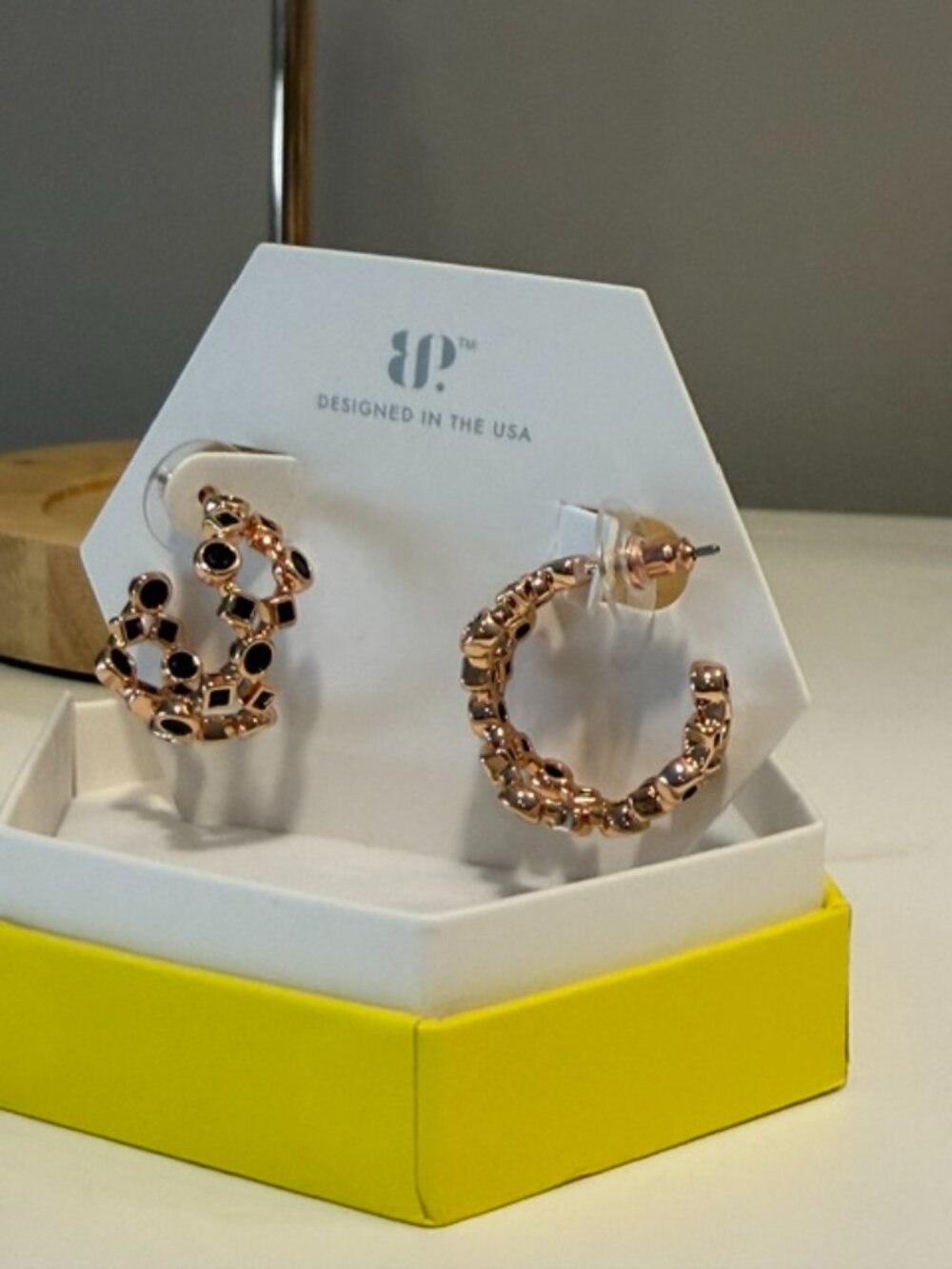 Bomb Party Detailed Drama Hoop Earrings Black Onyx Rose Gold ER44281